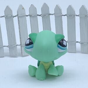 Littlest Pet Shop Collectible Pets #642 Turtle